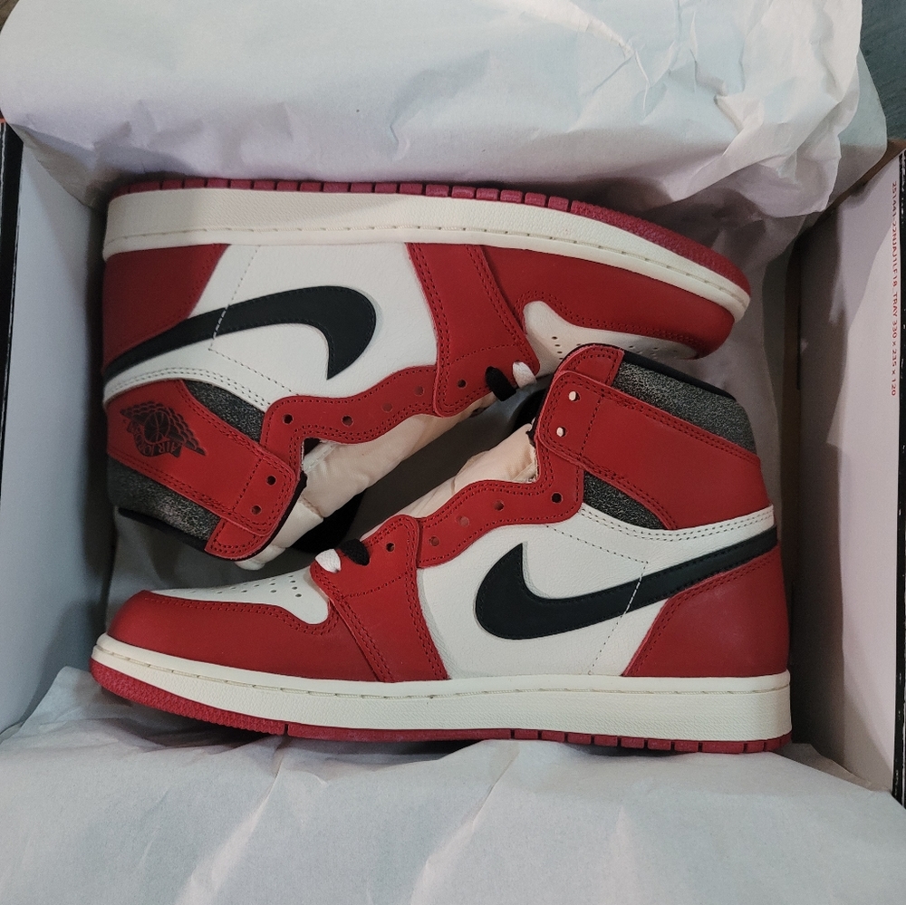 Air Jordan 1 Retro High OG Lost and Found